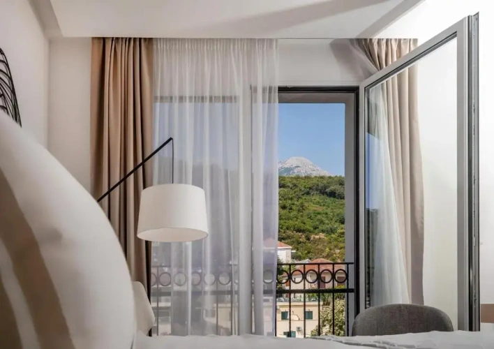 Double Studio with mountain view