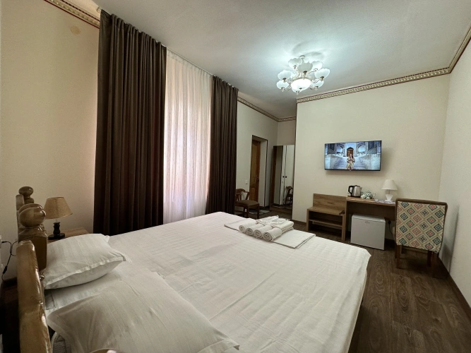 Standard Double room with view