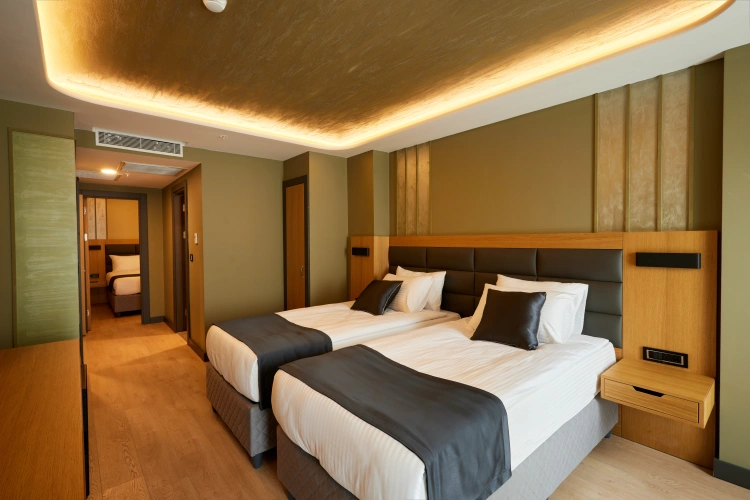 3 Bedrooms Standard room with city view
