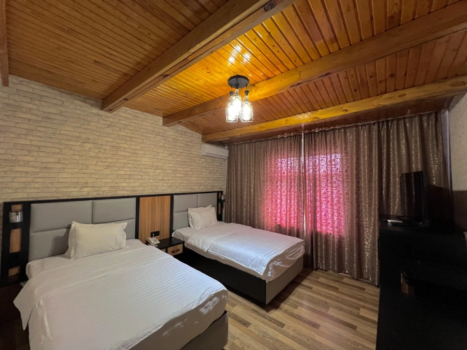 1 room Standard Twin room with city view