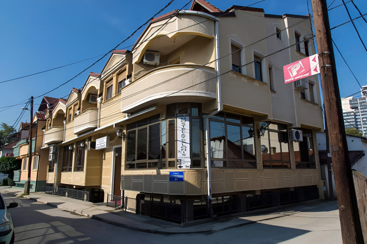 Solaris Apartment-hotel