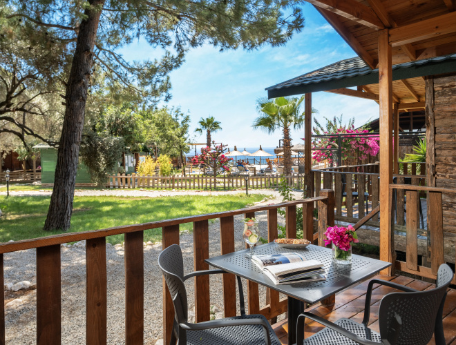 Sea Valley Lodge