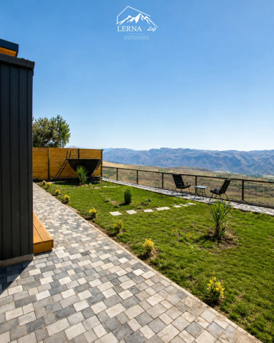 Chalet with balcony and with mountain view