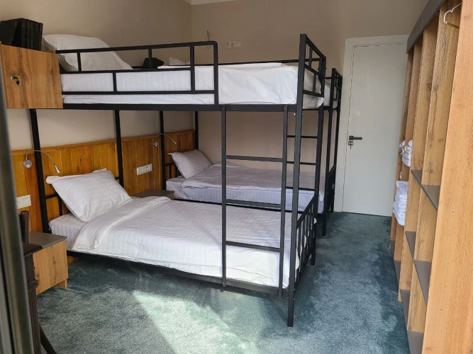 Economy Quadruple room