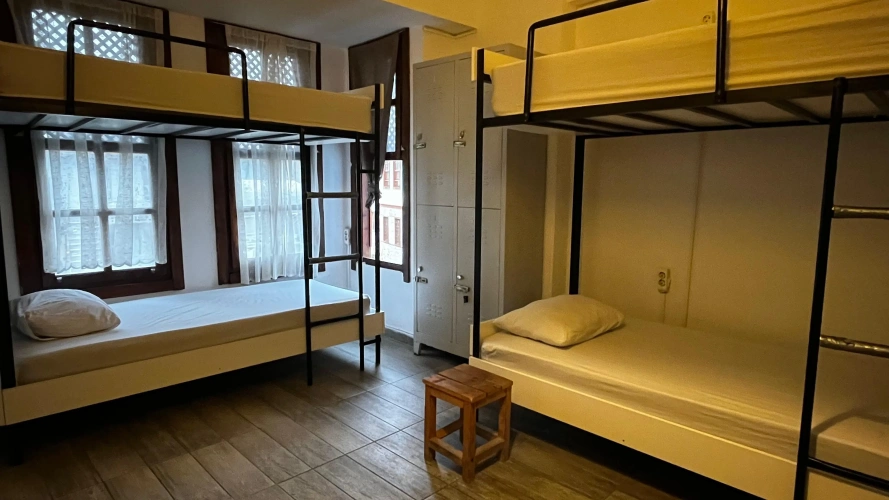Bed in Dorm with city view