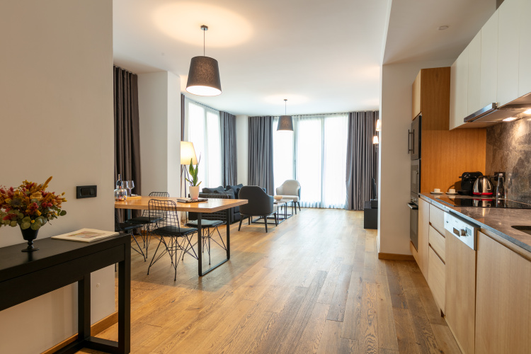 Deluxe Triple room with balcony and with garden view