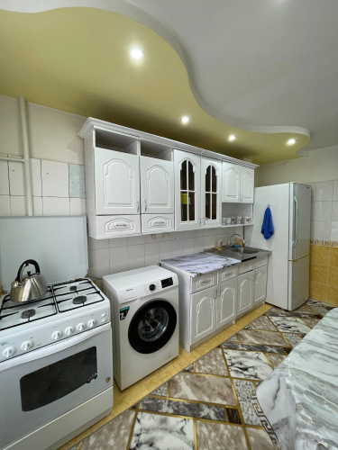 Uyutnaya Trekhkomnatnaya V Tsenre Goroda Flat