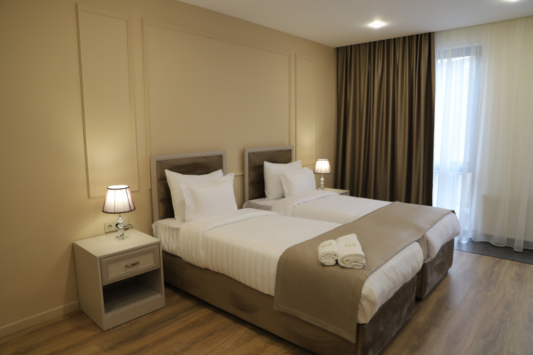 Podium Mini hotel