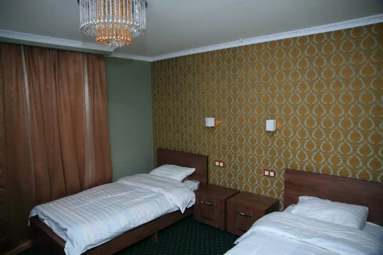 Aska Hotel