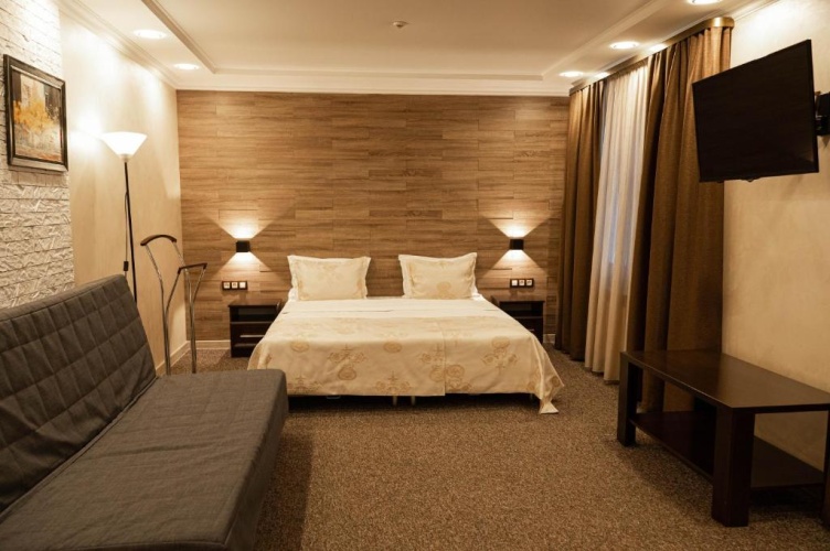 Double Suite