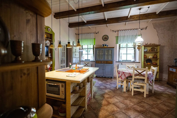 Agrousadyba Kraski Fligel Villa