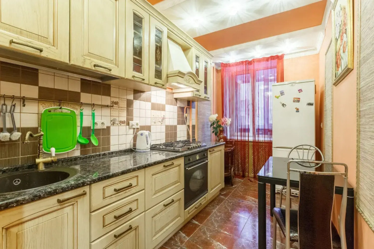 Mayakovskaya Sadovaya Triumfalinaya 18/33 Apartment - Image 3