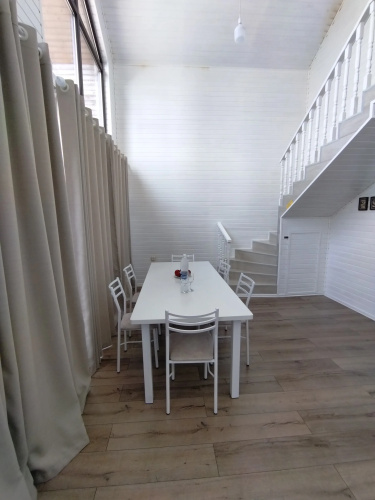Barnkhaus Karakol Guest House