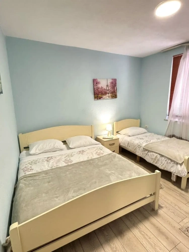 Standard Triple room with balcony