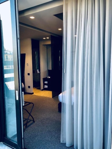 Quadruple Junior Suite with city view
