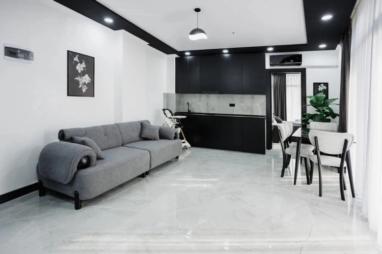 3 Bedrooms Family Apartment with balcony and with mountain view