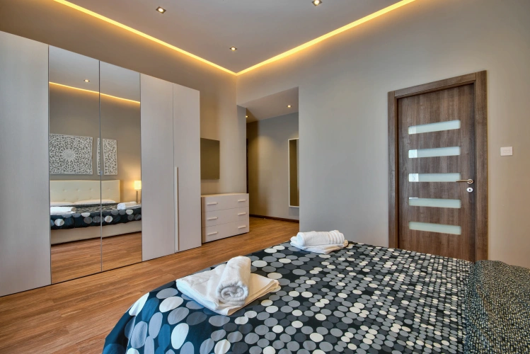 4 Bedrooms Villa with balcony and with view