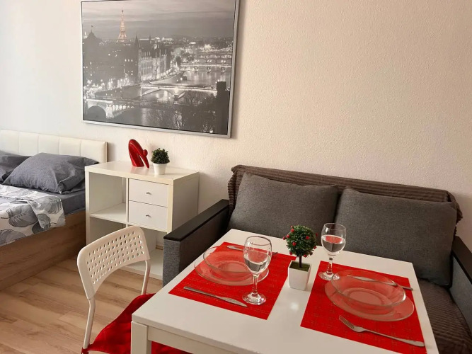 Фотография номера квартиры Апартаменты UyutnoEKB ЖК Артек Светлая студия 5 этаж