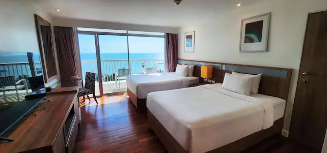 Premium Double room with balcony and with ocean view