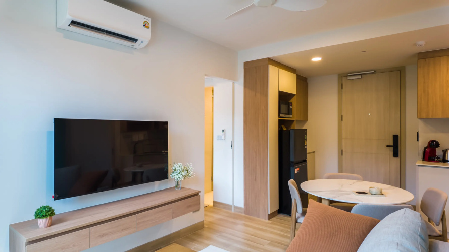 2 Spalni V Skypark Apartment