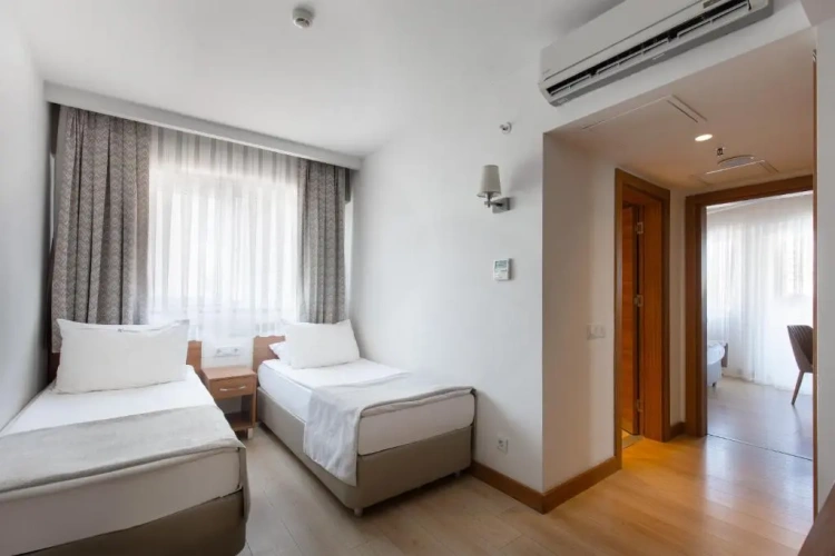 Deluxe Family room