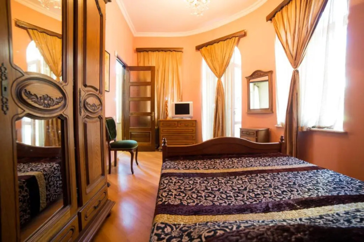 Era's Apartments