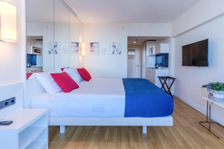 Classic Double Suite with balcony and with sea view