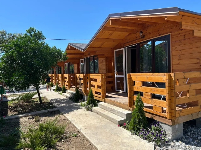 1 Bedroom Cottage with balcony