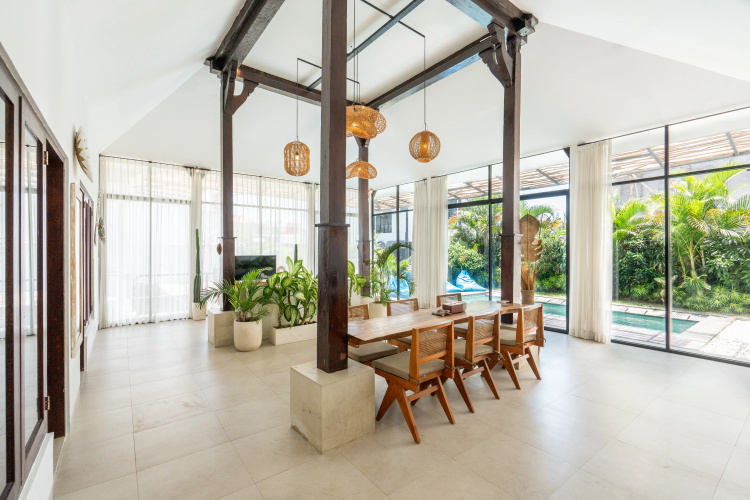 Spacious 4BR Mila Mou With Rooftop Villa