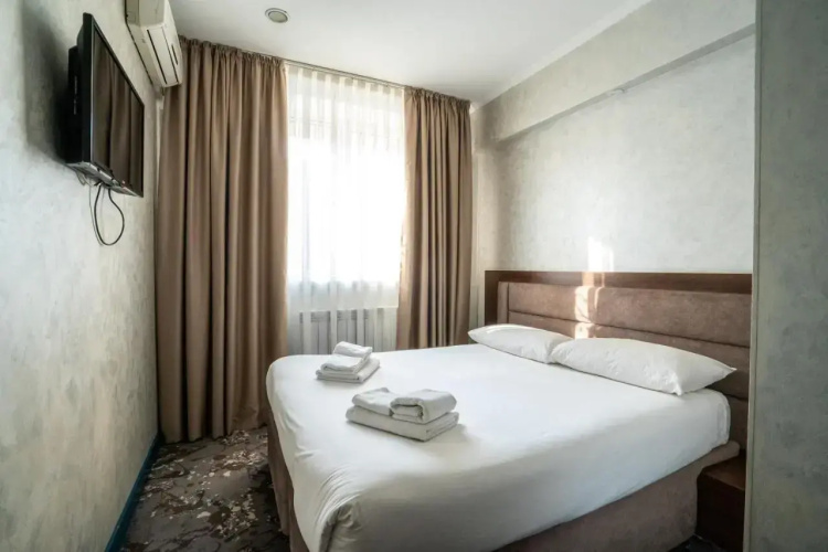 Mildom Express Hotel