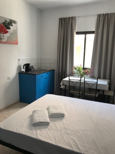 Economy Quadruple room