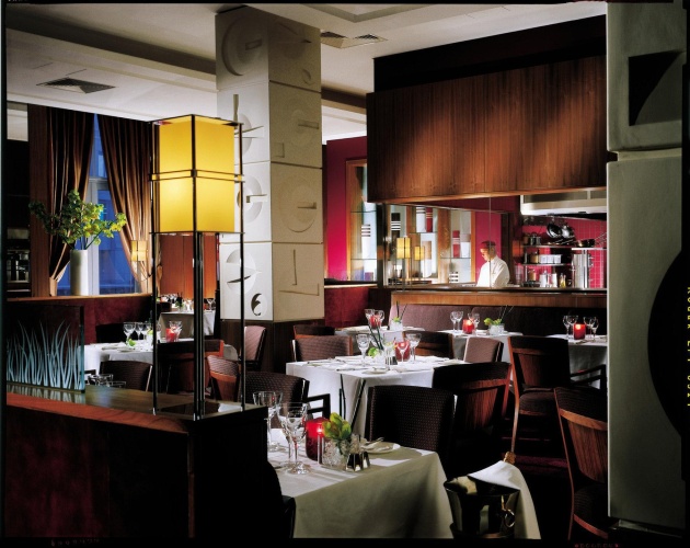 Canary Riverside Plaza Hotel photo 40