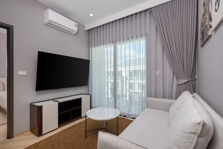 Title Legendary 2 Bedroom D704 Apartments