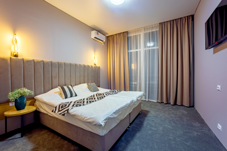 2-room Double Suite with balcony or with terrace