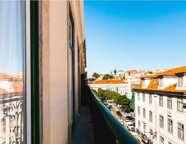 2 Bedrooms Apartment with balcony and with city view
