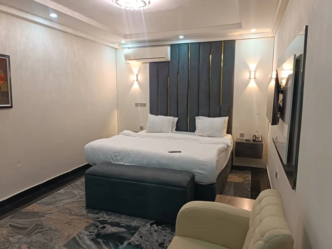 Executive Suite