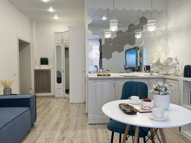 Sovremennaya V Tsentre Flat