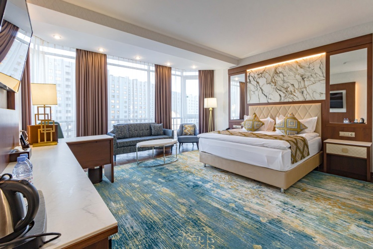 Premium Double room with city view