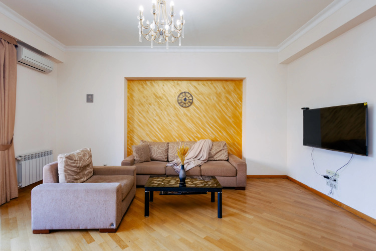 Фотография номера квартиры Квартира 2-к в новостройке, улица Арама, DI480