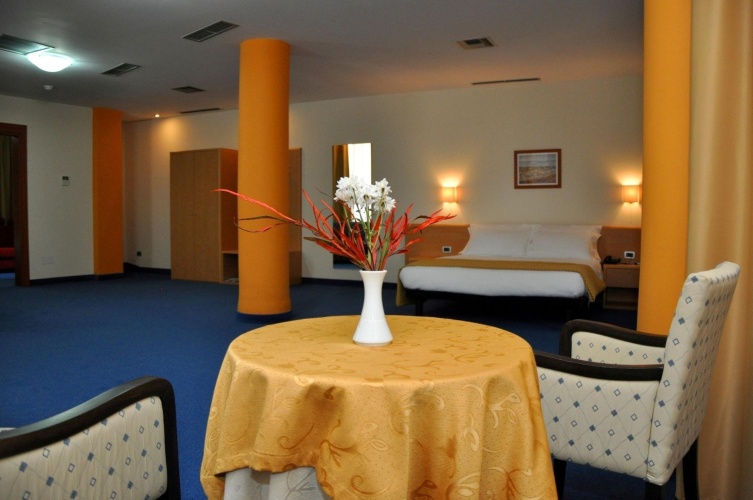 Hotel Airport Tirana photo 15