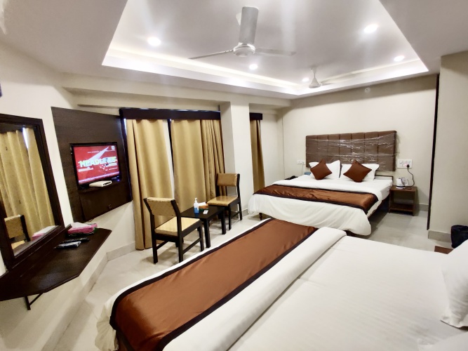 Superior Quadruple room with balcony