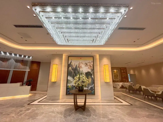Shuntian Hotel