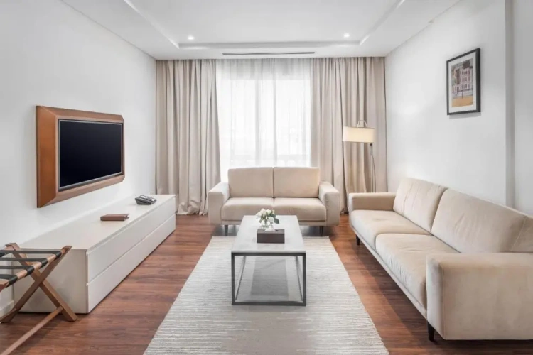 Junior Suite with city view