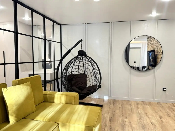 Krasivaya Studiya V Tsentre Karagandy Flat