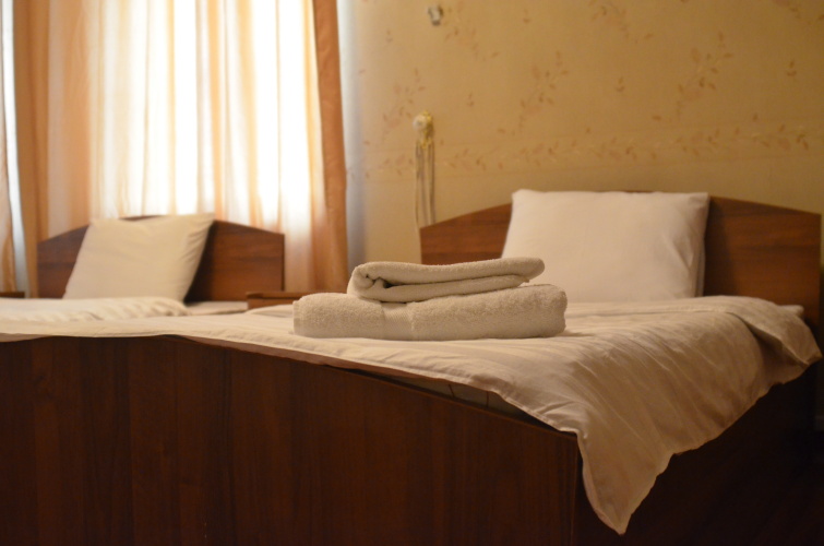 Standard Twin room with balcony