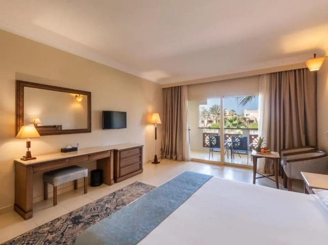 Grand Club room with sea view