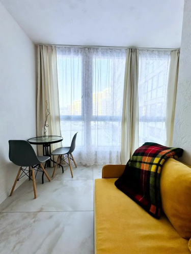 Uyutnaya smart studia u parka Apartments