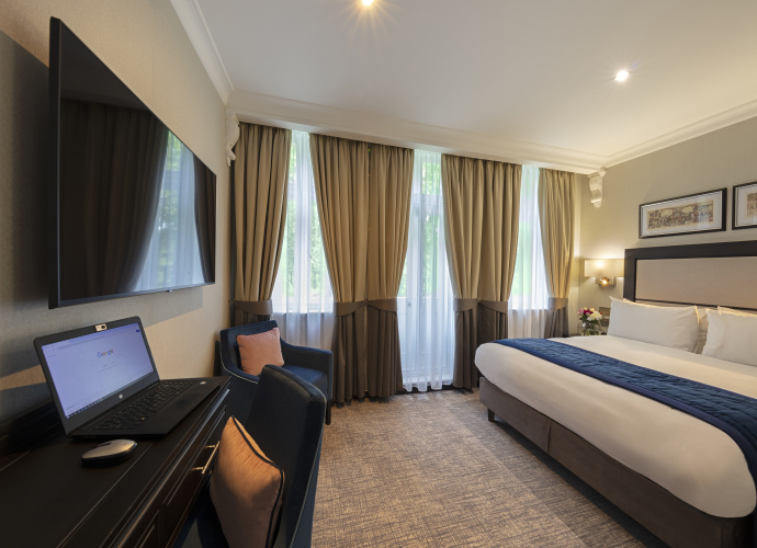 Wellington Hotel by Blue Orchid photo 12