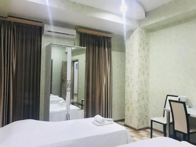 New Royal Hotel