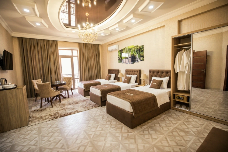 Superior Triple room with balcony
